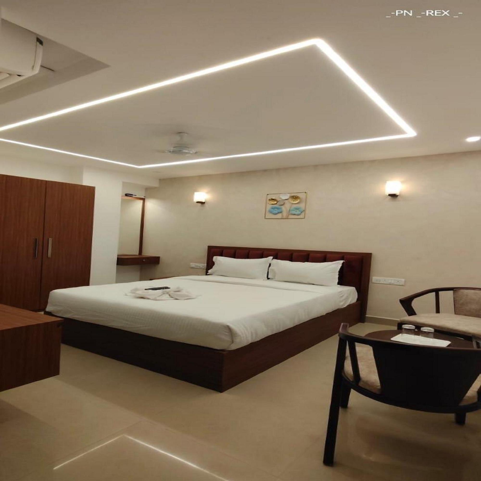 Royal Luxe Business Class Hotel Chennai Exterior photo